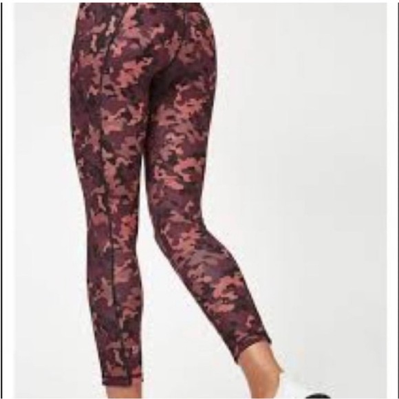 Sweaty Betty London super sculpt soft leggings, size XS - Picture 2 of 8